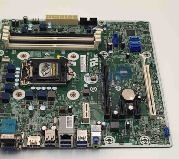 HP PorDesk 400 G3 490 G3 Motherboard MS-7957 793741-001 793305-001 793739-001