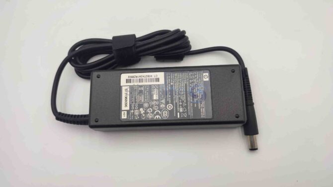HP LAPTOP POWER ADAPTER - L 90W