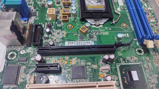 HP Pro 3330MT Motherboard 660512-001 702644-001 694617-001 - Image 3