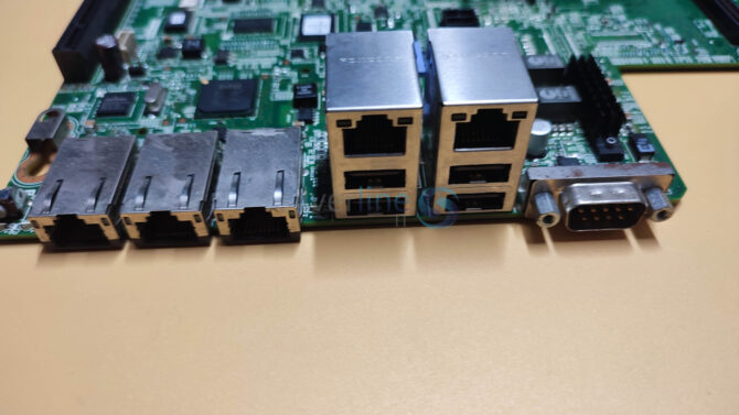 IBM System X3550 M4 Server Motherboard 00AM409 00Y8640 00Y8375 94Y7586 00D4090 00J6192 00W2445 - Image 2