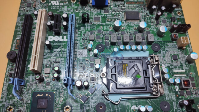 Dell Optiplex 790 / 990 MT / (DT) Motherboard 0VNP2H / 0V5HMK / 06D7TR / 02VM2Y / 0GMRY7 / 04VF8V