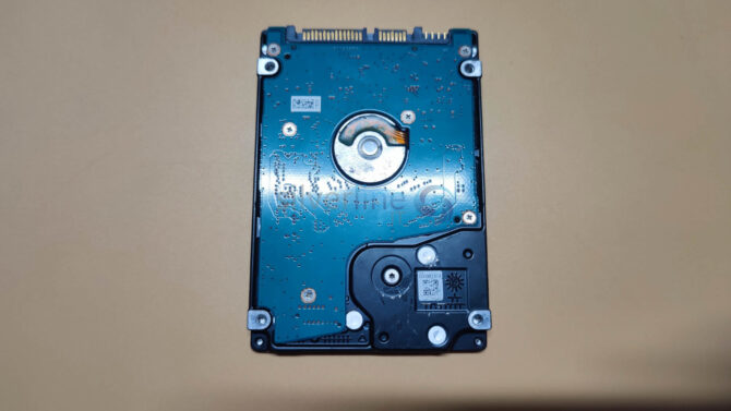 TOSHIBA 1TB INTERNAL LAPTOP SATA HARD DISK 9MM
