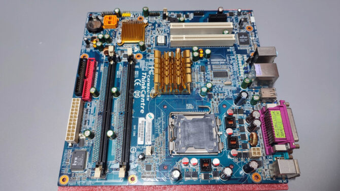 IBM A52 MOTHERBOARD 41D2471 - Image 3