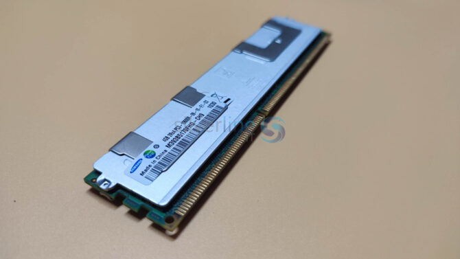 Samsung 4GB 2Rx4 PC3 - 10600R DDR3 Registered Server RAM Modul REG ECC M393B5170FH0 - CH9Q5