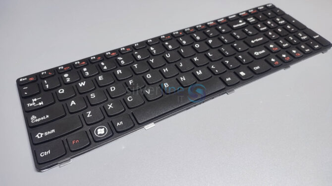 Lenovo G580 G585 V580 Z580 Laptop Keyboard